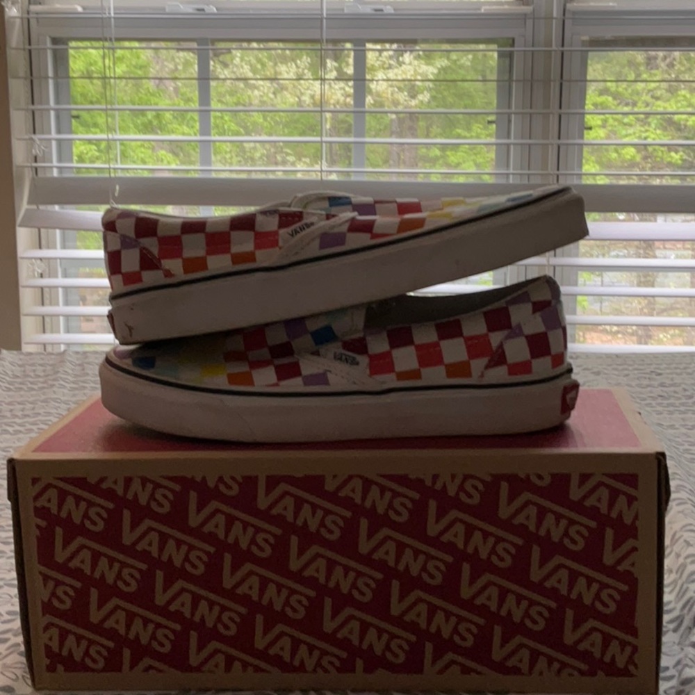 Classic Slip-On Checkerboard Rainbow vans shoe!